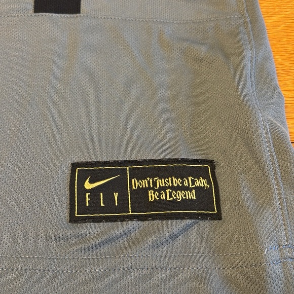 Nike Black Fly Tank and Black Leggings Set - Picture 3 of 6